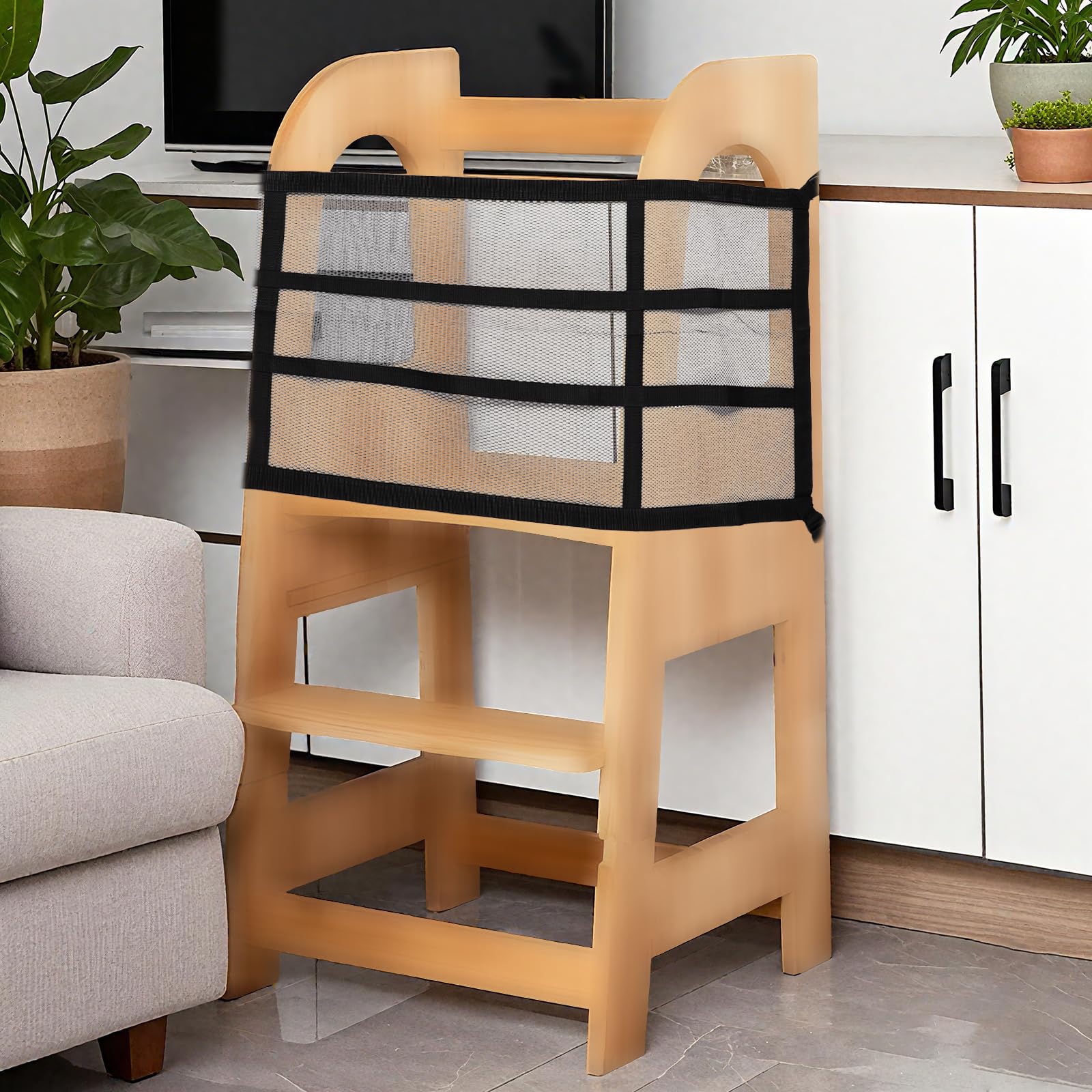 Lyreh Compact design doubles as toy storage when not in use.