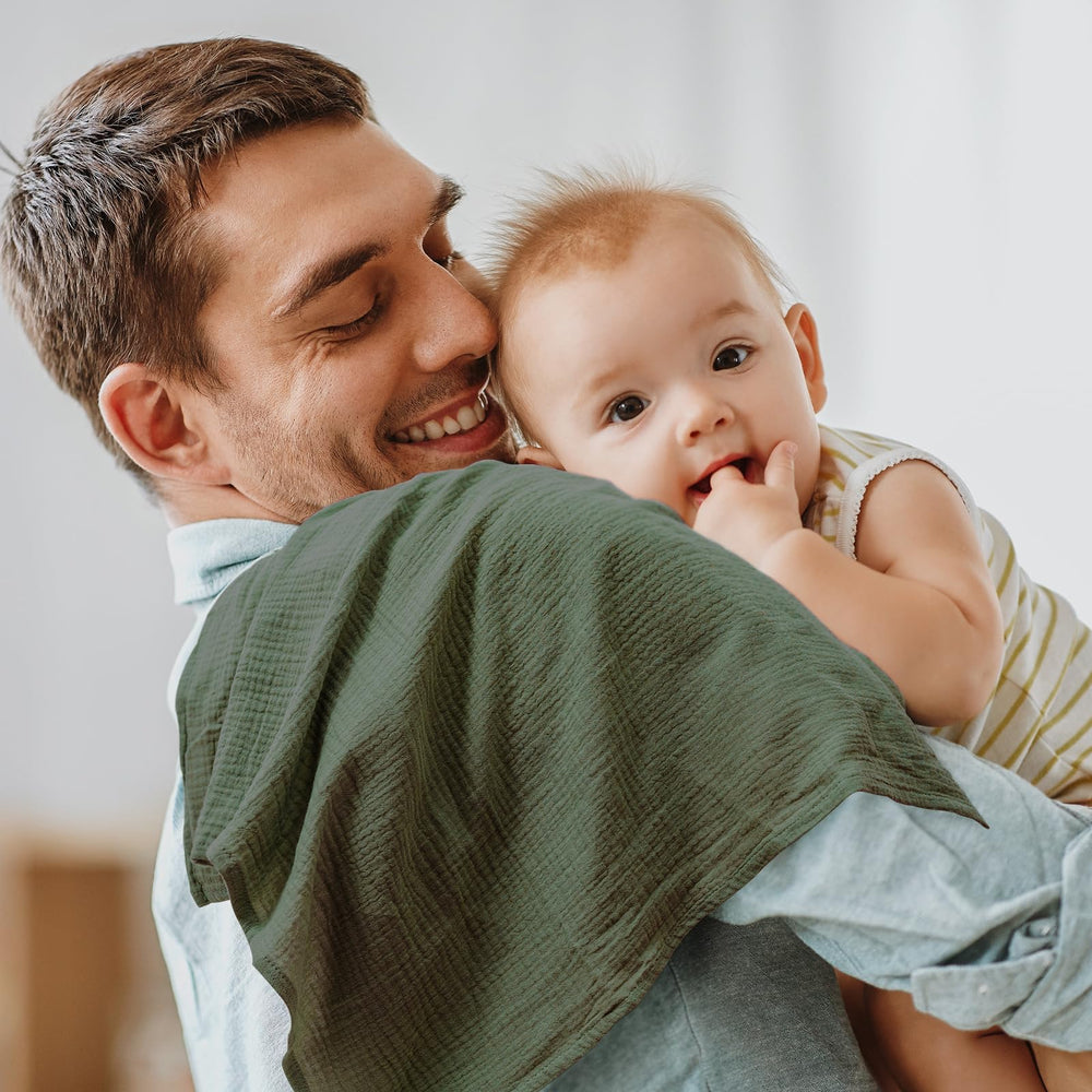 LYRICHOM BABY absorbent muslin fabric dries spills quickly for busy mealtimes.