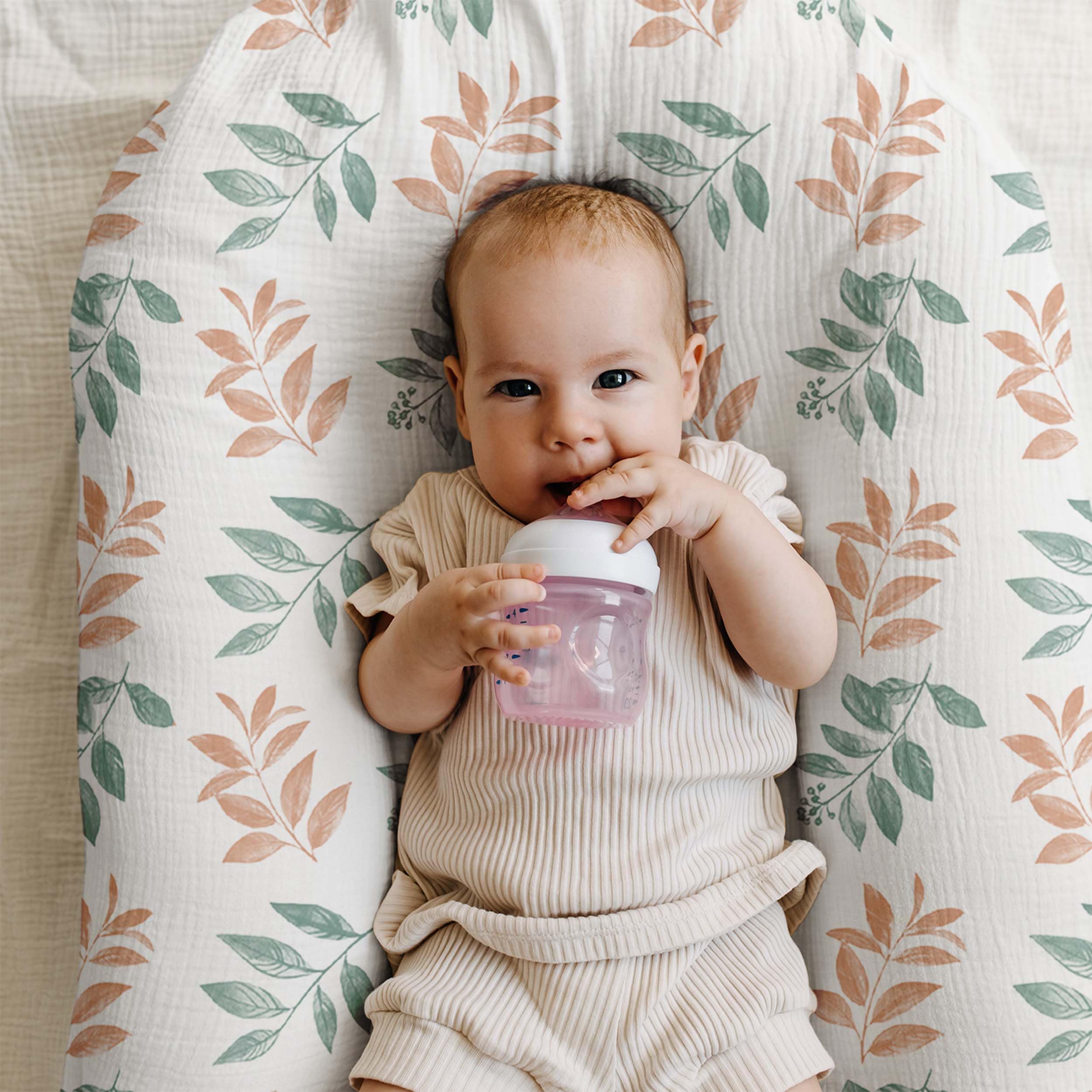 LYRICHOM BABY closeup soft texture sheet for gentle skin contact