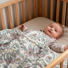 LYRICHOM BABY soft organic cotton muslin close-up, safe for sensitive skin.