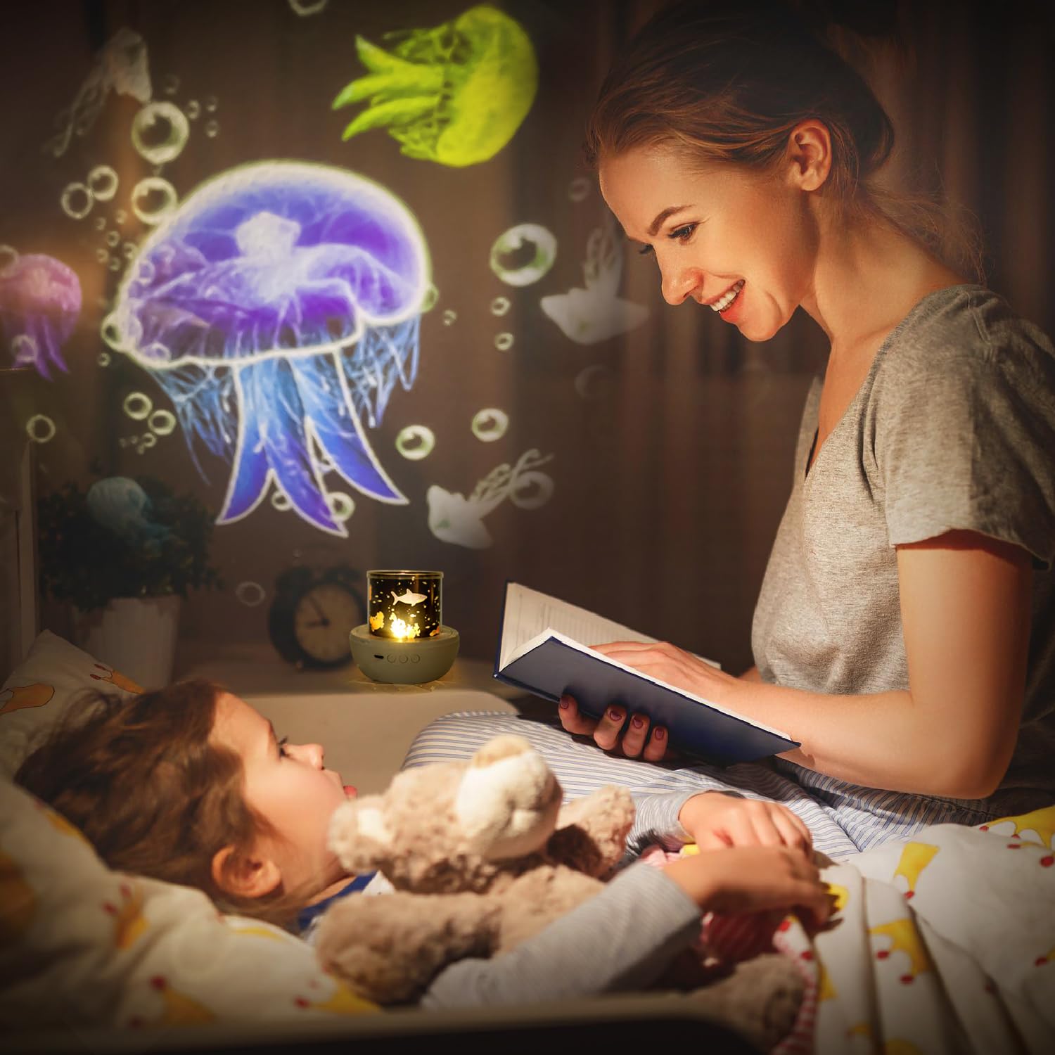 LytRdIt 360-degree rotating night light projecting stars from every angle