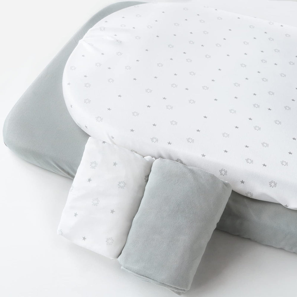 Machine-washable design makes laundry quick and color stays vibrant.