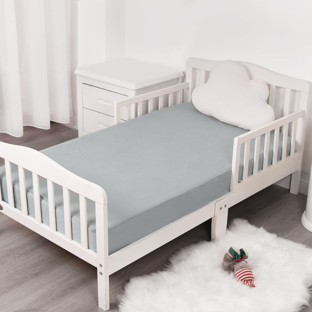 Magik & Kover soft surface image suggests breathable comfort for baby sleep