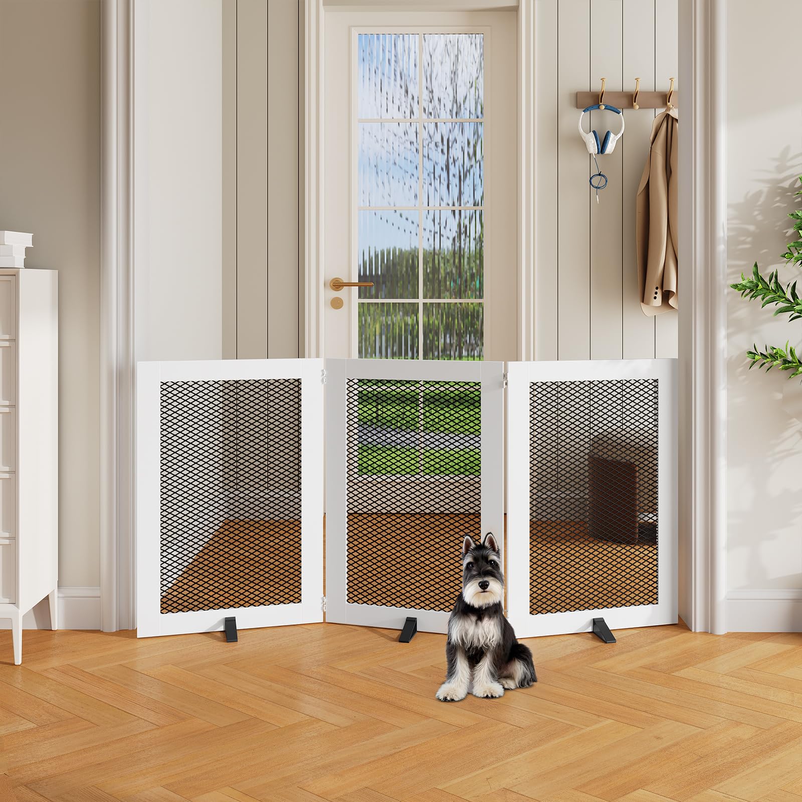 MAHANCRIS foldable dog gate 360 hinges illustrates flexible folding for storage