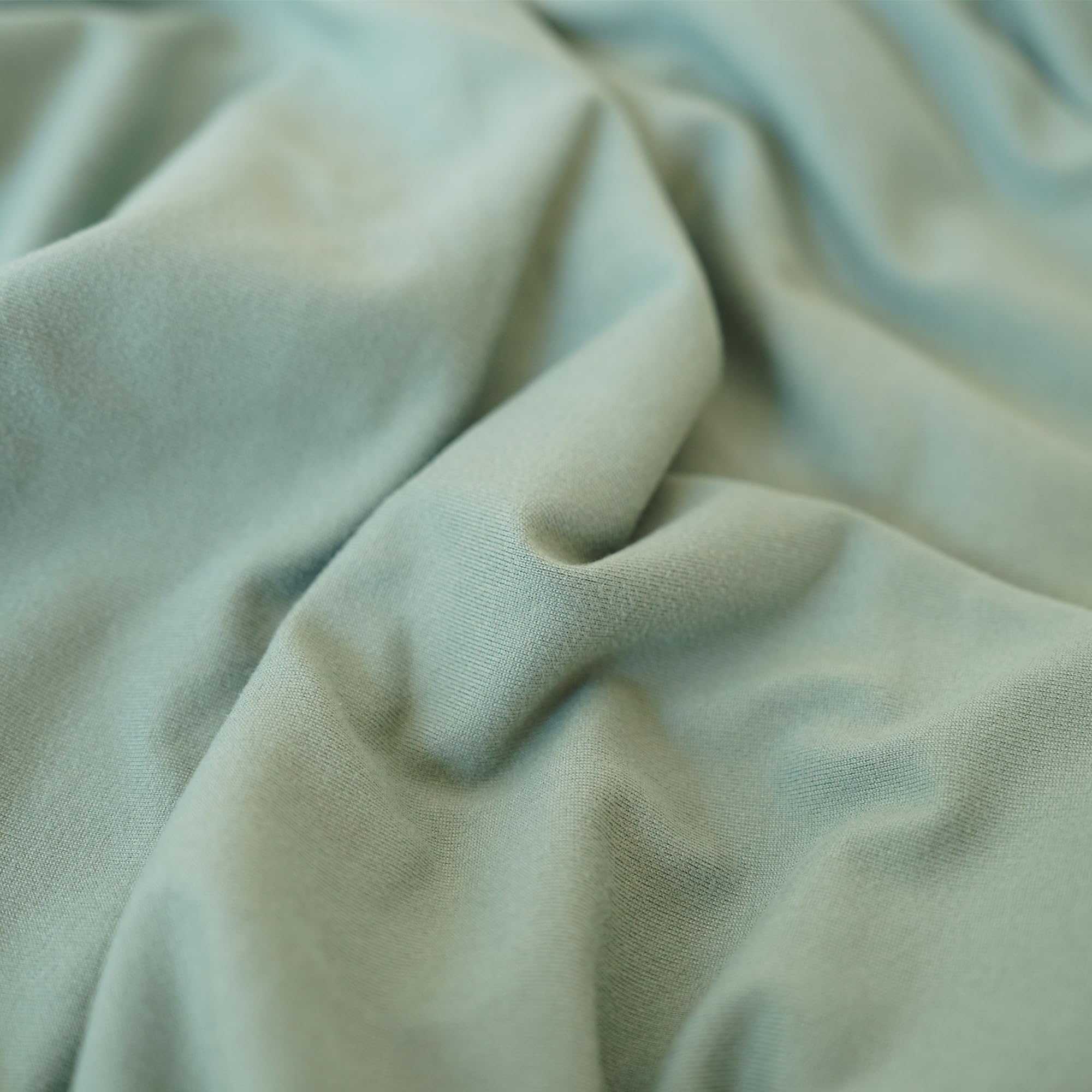MairMore gift-ready green nursing cover blends comfort and style