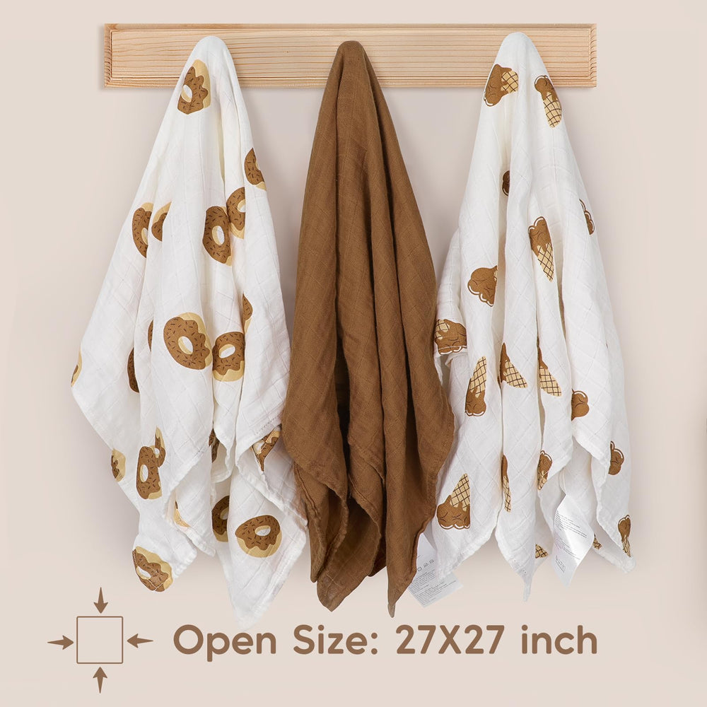 Maliton easy-care, machine-washable fabric keeps softness after washing.