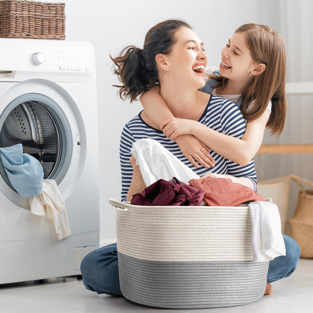 Maliton XXXLarge basket folded flat for compact storage