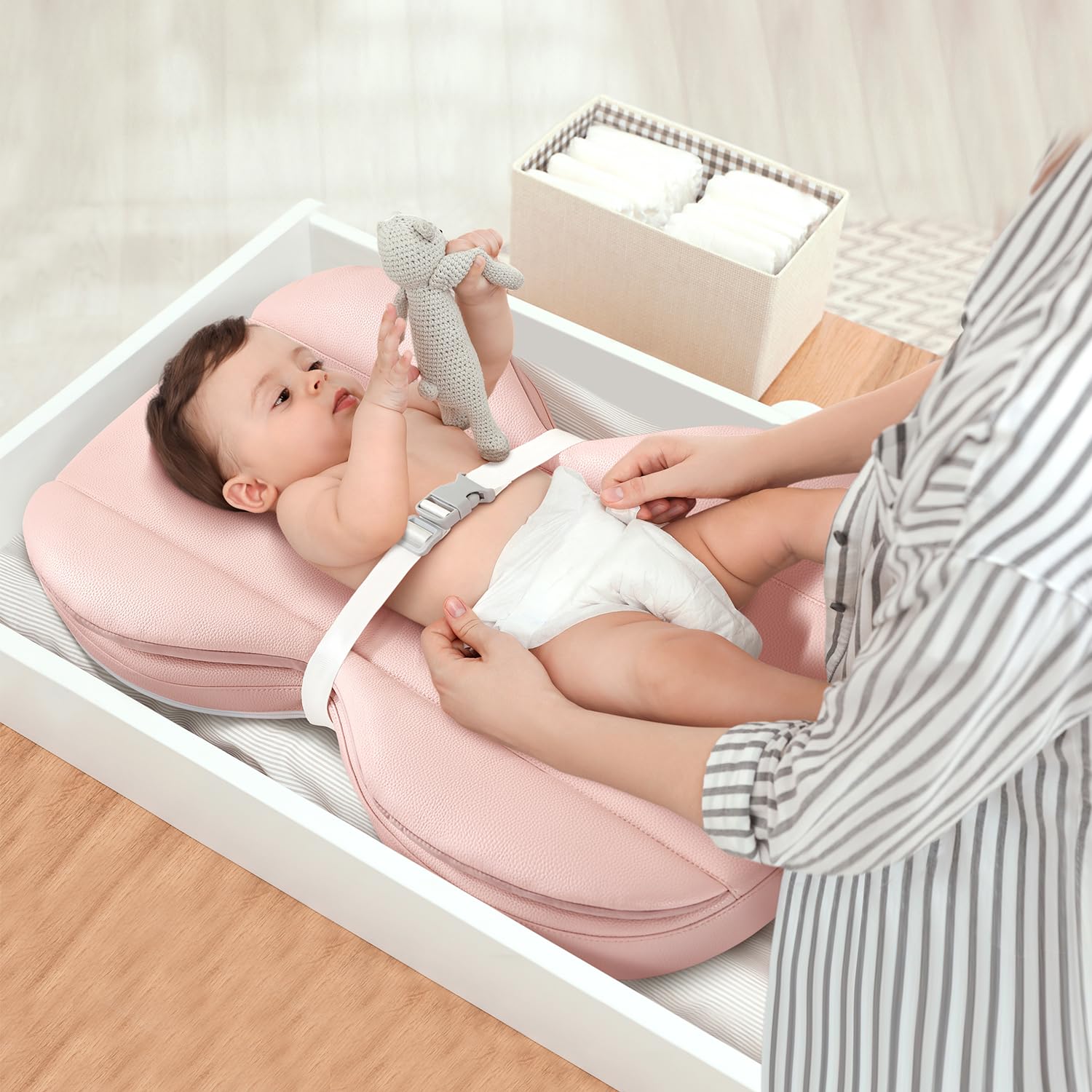 Mamatepe pink changing pad ideal for nursery and gifting