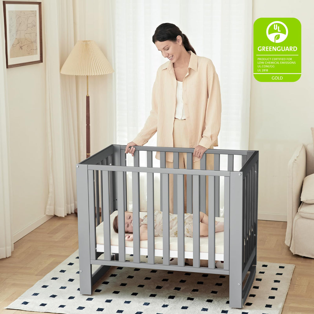 MAMAZING EvoNest on wheels facilitates moving the crib between rooms