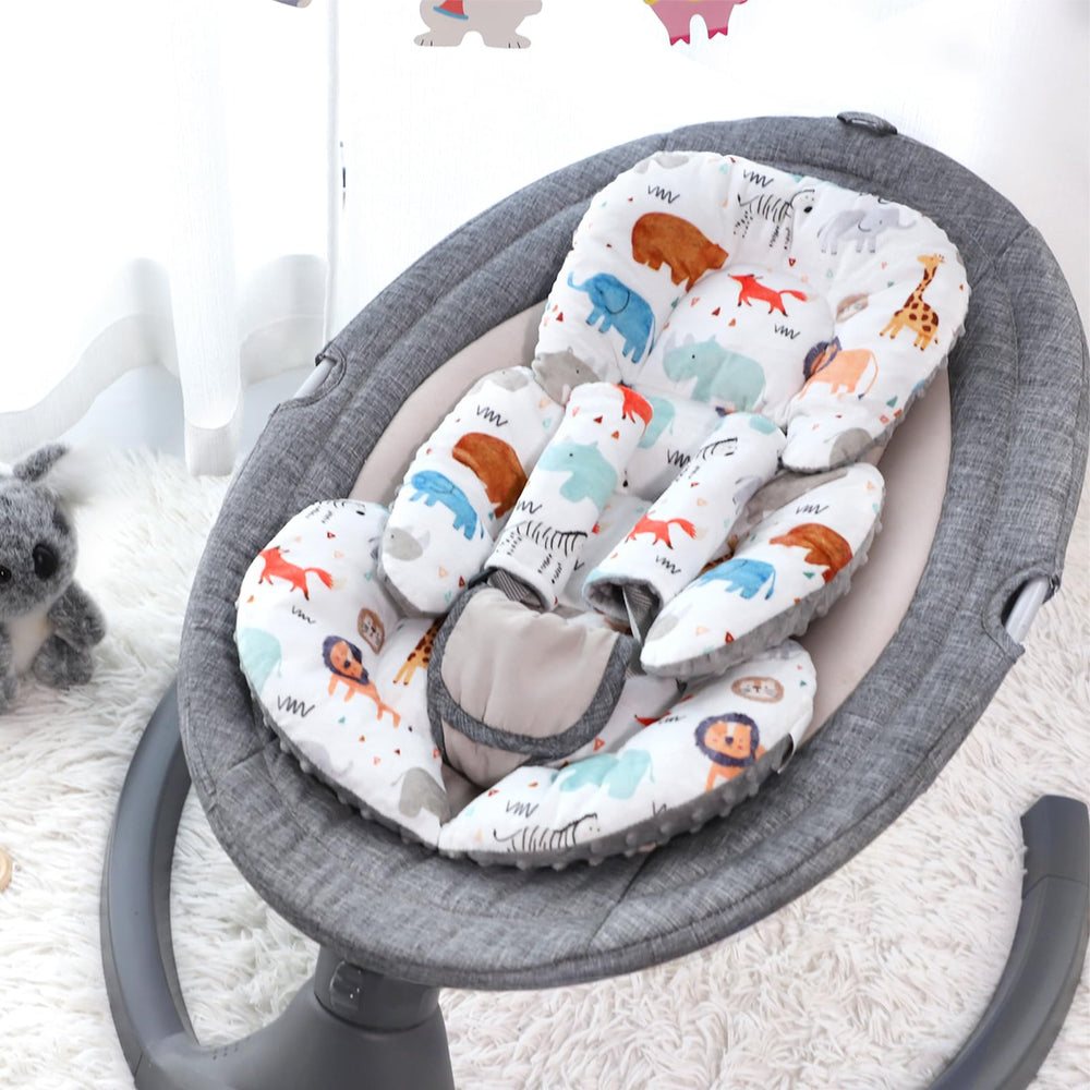 Man Fai Sky soft minky double-sided cover offers cozy newborn comfort.