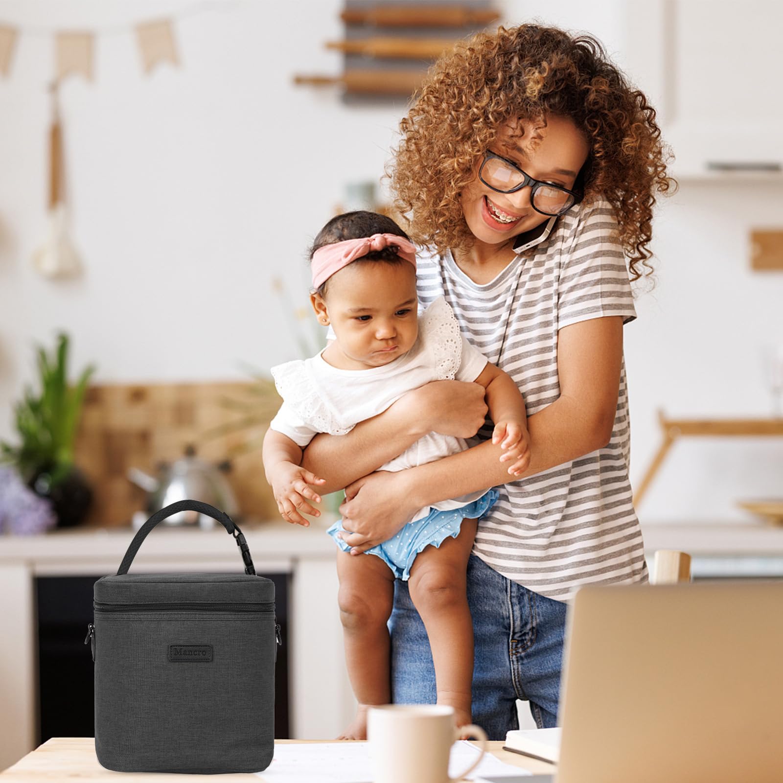 Durable, dirt-proof exterior on Mancro cooler bag in everyday use