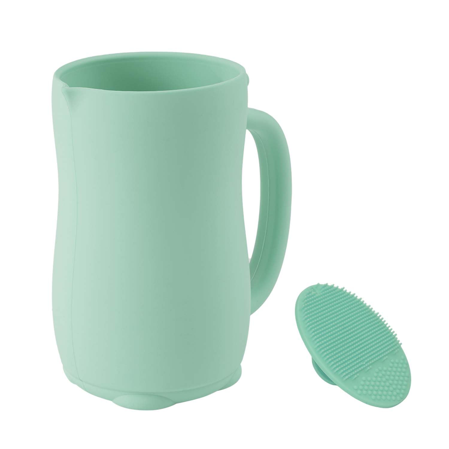Mandoo Baby Bath Rinse Cup mint handle for a gentle, controlled water rinse.