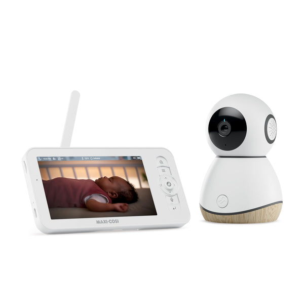 Maxi-Cosi See Pro 360 camera delivers crisp 2K HD day and night views.