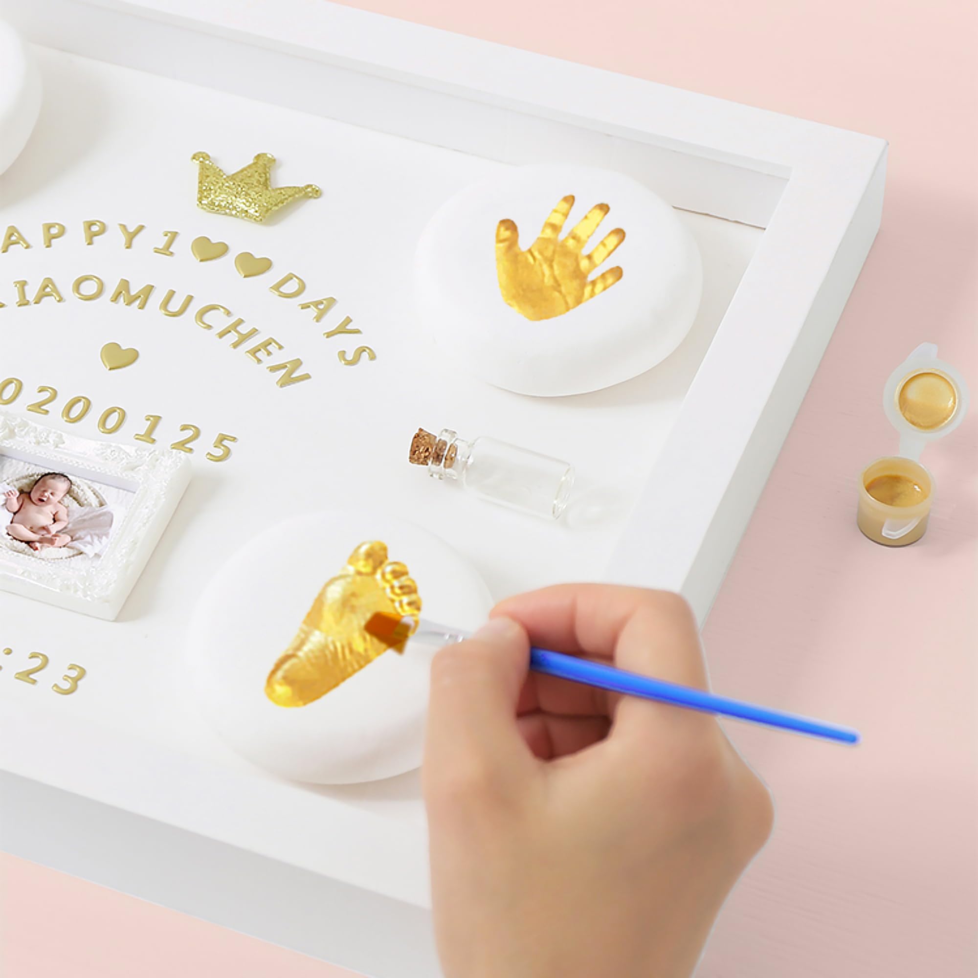 MCstars Organic glass display protects impressions while keeping them clear