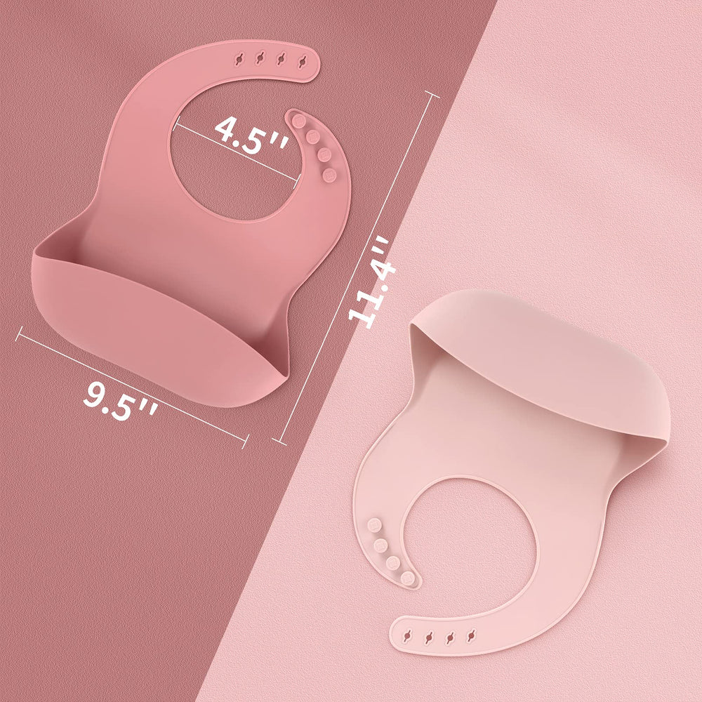 ME.FAN adjustable-neck silicone bib with secure snaps for growing children