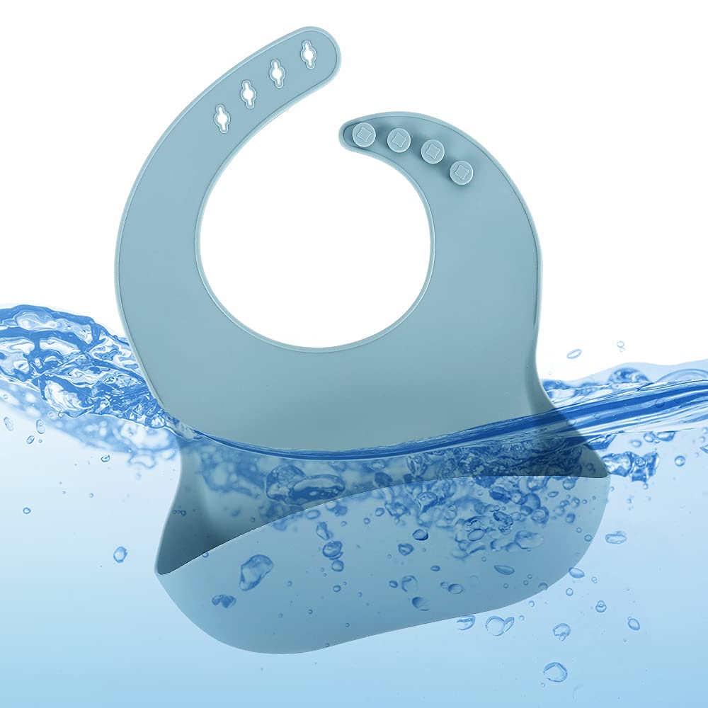 ME.FAN food-grade silicone bib ensures safe, reusable feeding