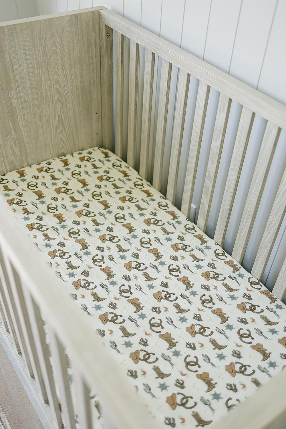 Mebie Baby Standard 52x28 crib sheet fits standard mattresses securely