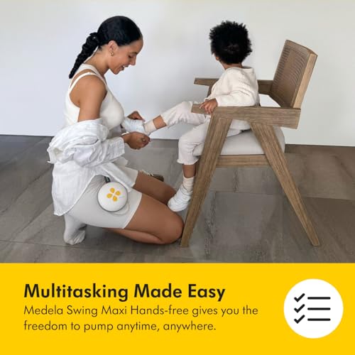 Medela Swing Maxi Hands-Free collection bottles — clear, measured milk flow during pumping
