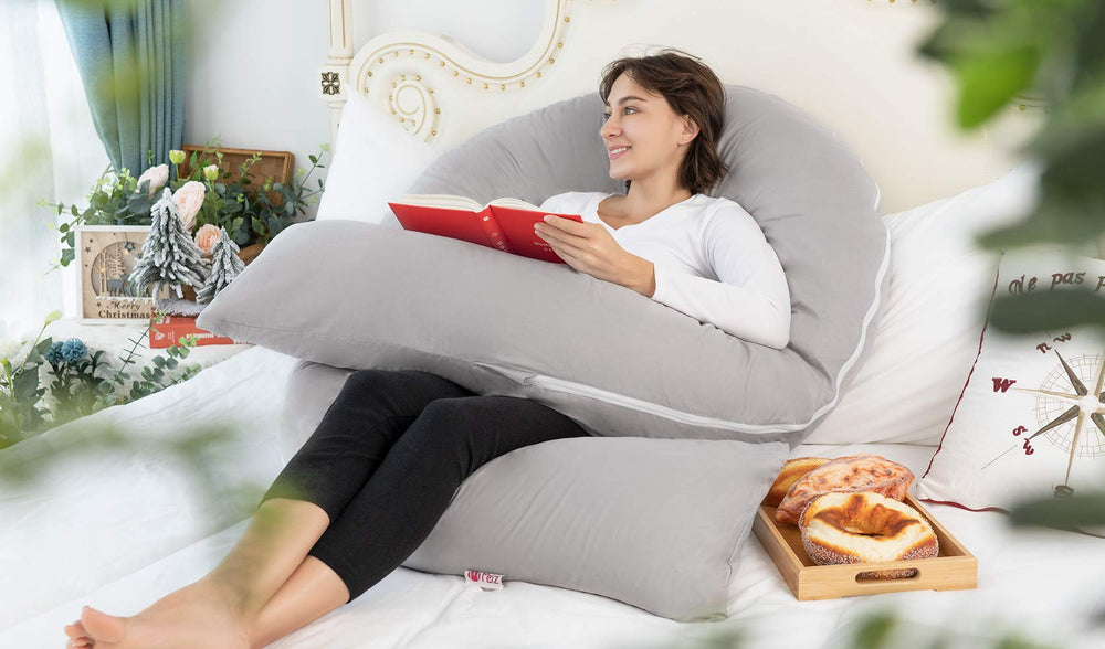 Meiz pregnancy pillow provides 360 degree total body support to align hips and spine