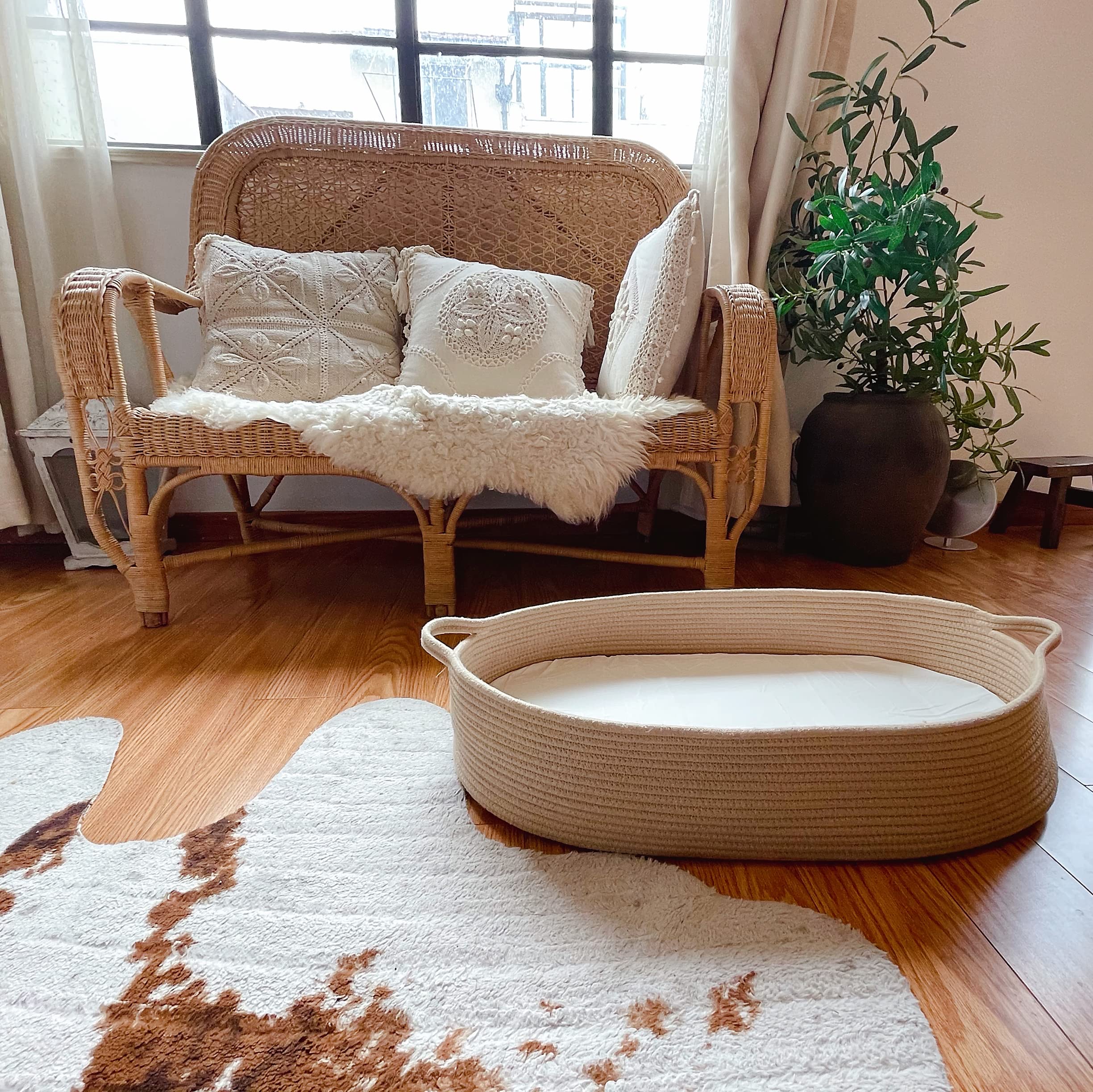 Meloom thick pad cotton closeup—extra comfort for every diaper change