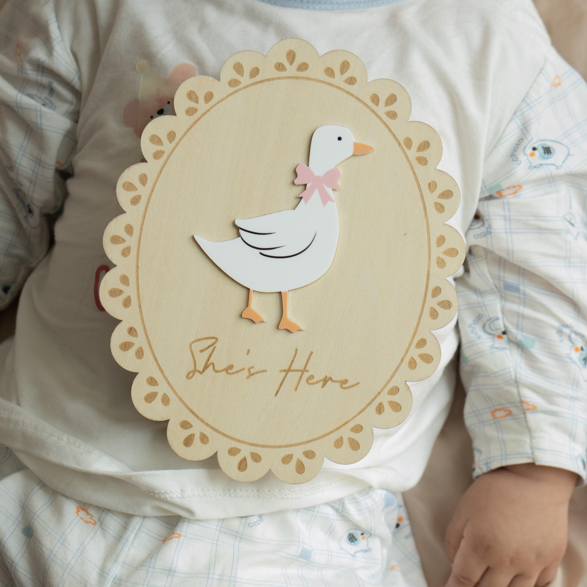 MEMOLEBIA baby shower decor adds warmth to celebrations and welcomes guests.