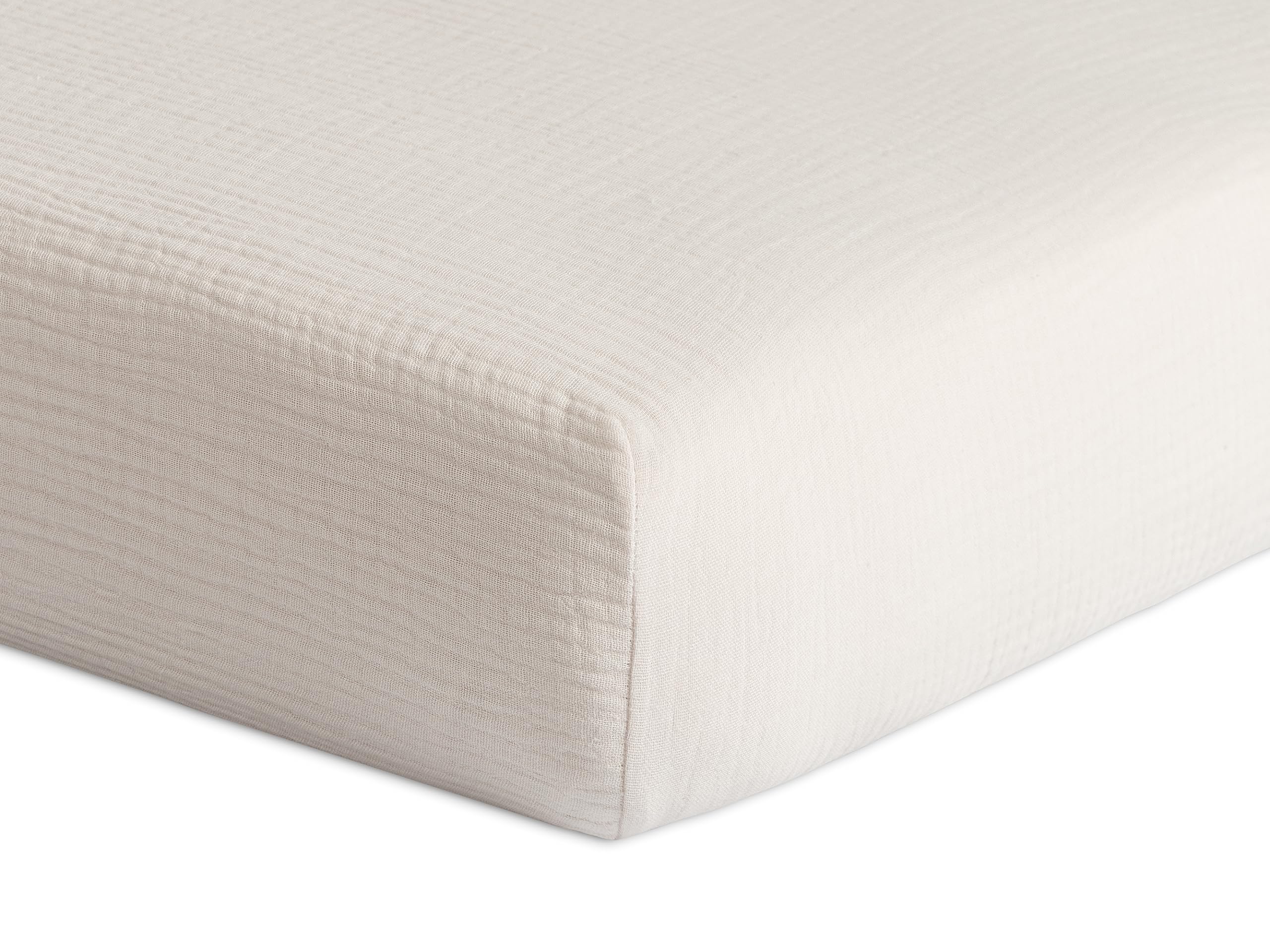 Meracorallo muslin fitted crib sheet fog, close-up reveals soft, pre-washed texture for gentle skin.