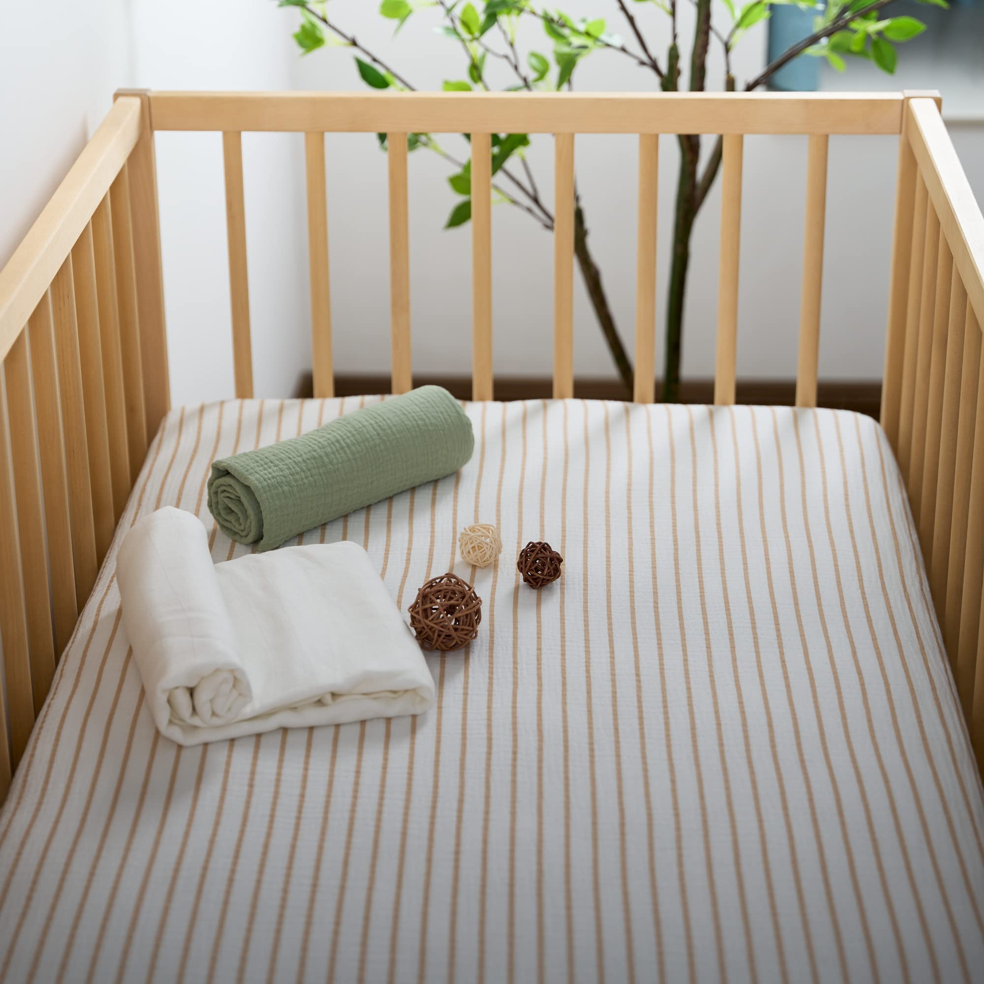 Meracorallo fitted sheet stays securely on the mattress during use