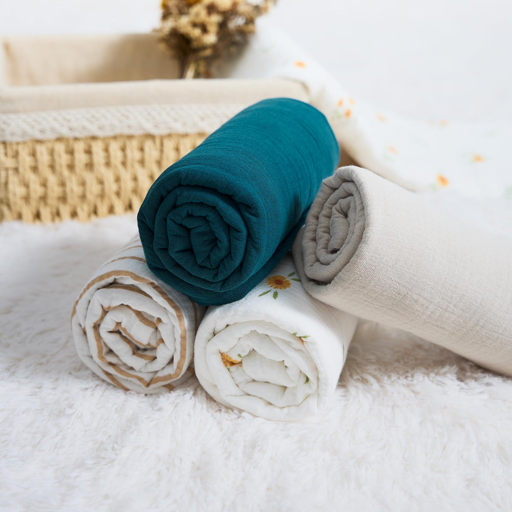 Meracorallo breathable cotton keeps baby comfortable in warm and cool days.