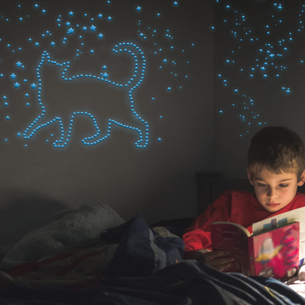 Meschett bedroom decor stars create a calm, ambient night space.