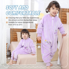 MICHLEY sleeping bag with legs, zipper close detail for easy dressing.