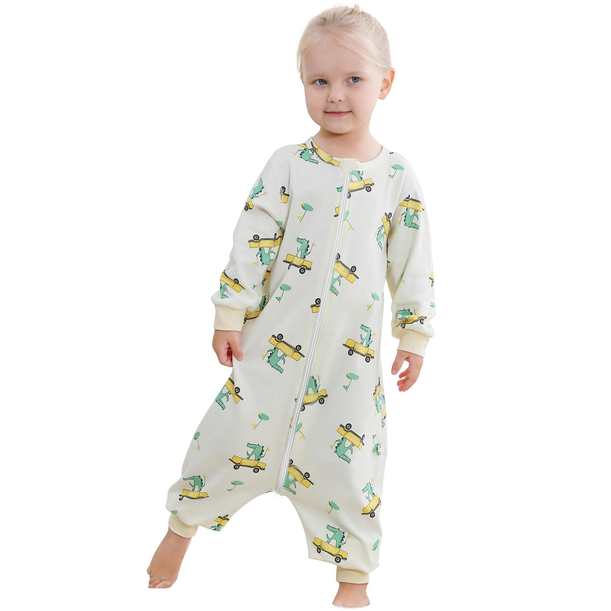 MICHLEY baby sleeping sack with legs adjustable close-up for growing babies.