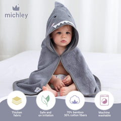 MICHLEY full-coverage hooded towel keeps growing babies warm.