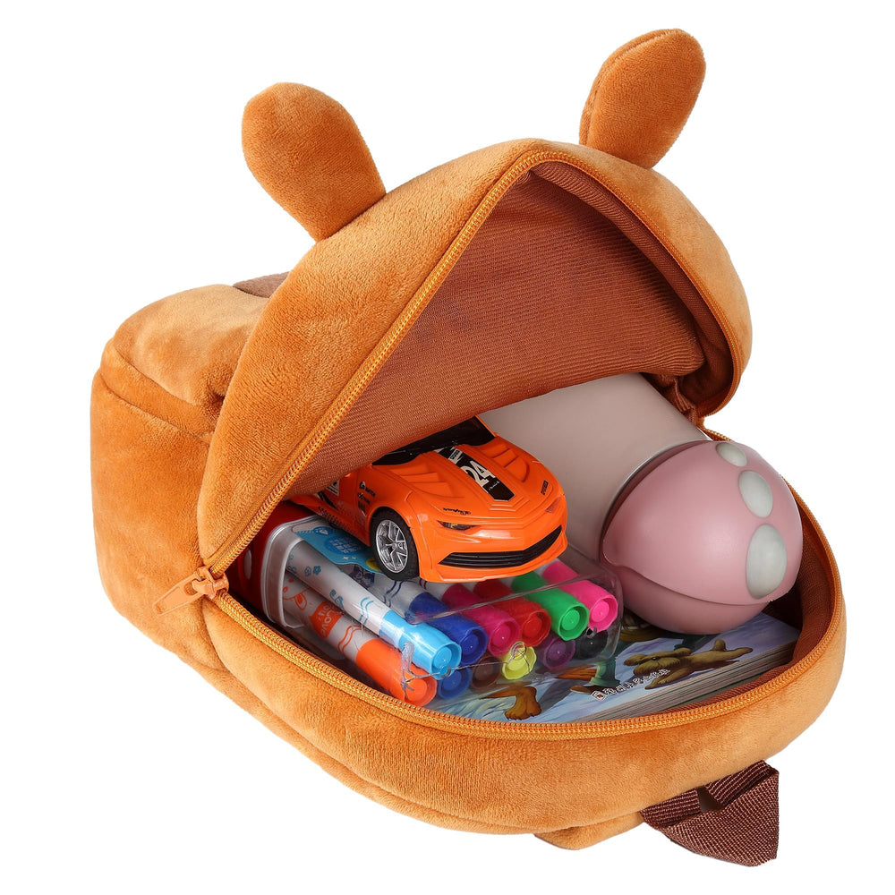 MICHLEY daycare-ready design for quick trips with snacks and toys.