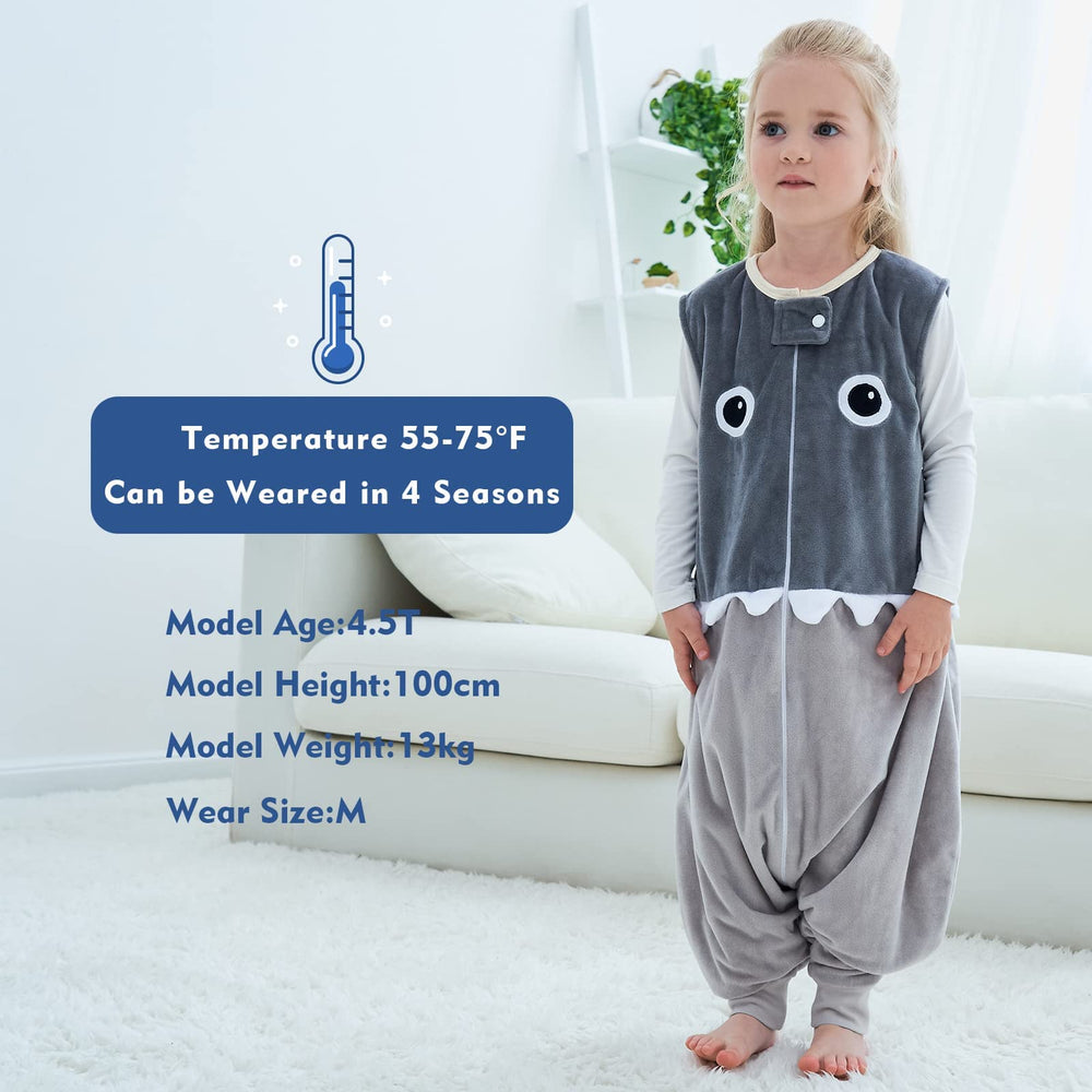MICHLEY transitions from swaddling to safety sleep as baby grows
