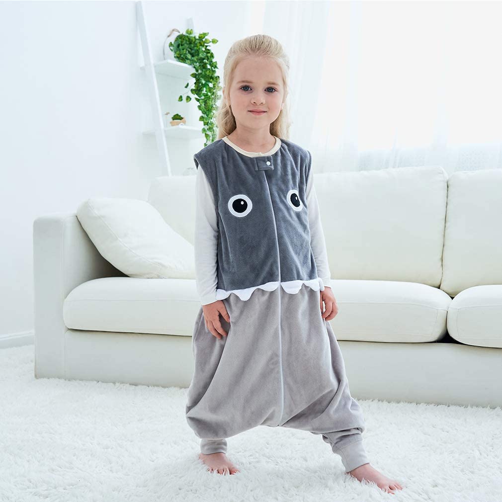 MICHLEY sleeping sack is lightweight and easy to layer