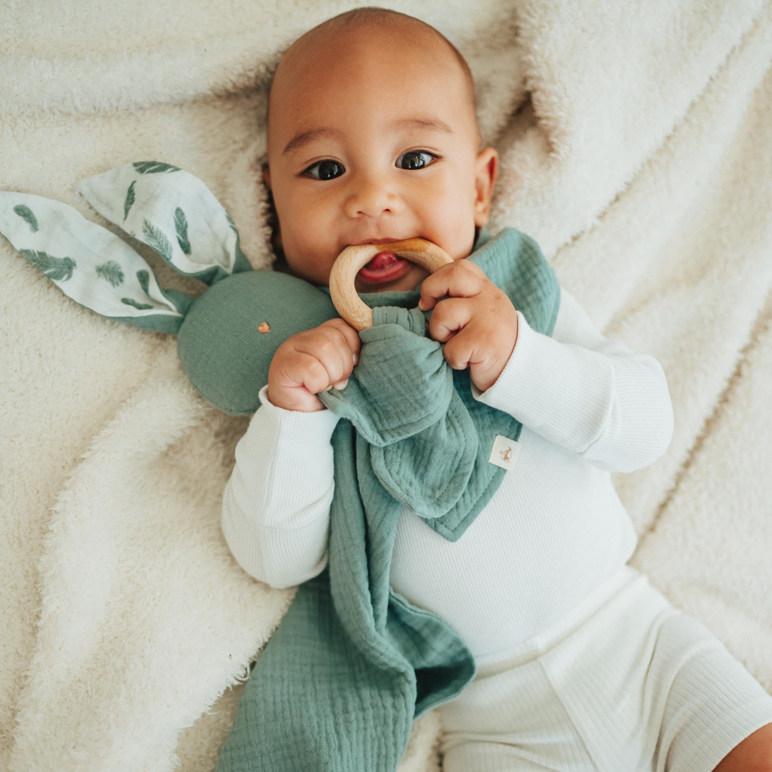 Mikito baby soft texture close-up highlighting skin-friendly fabric.