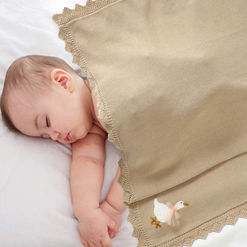 mimixiong blanket for stroller rides keeps baby snug and comfortable