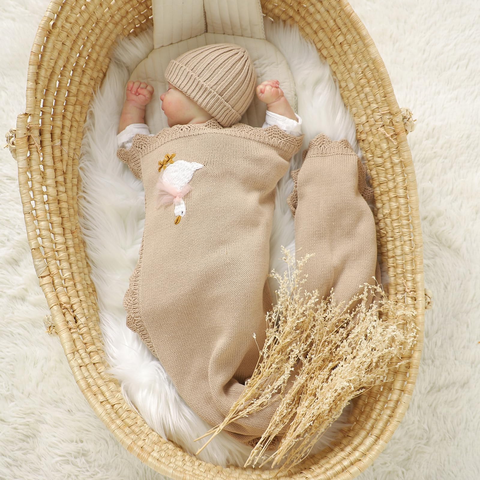 mimixiong soft texture cotton blanket highlights raised goose design for visual charm