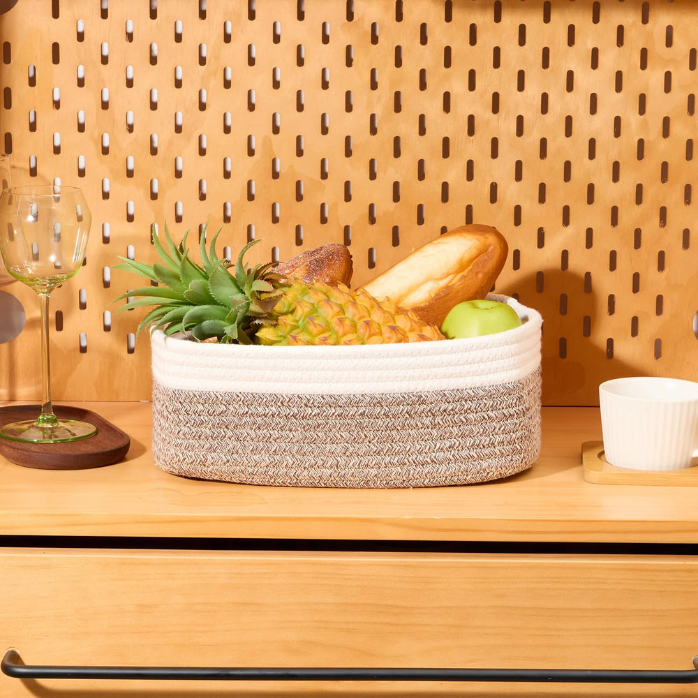 MiniArk easy-shaping design helps restore form after packing.
