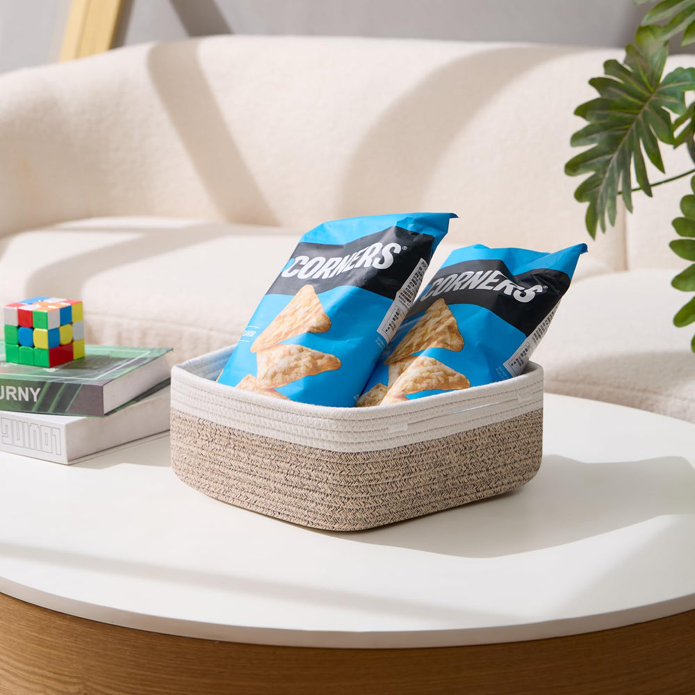 MiniArk folded basket unfolds quickly for easy setup.