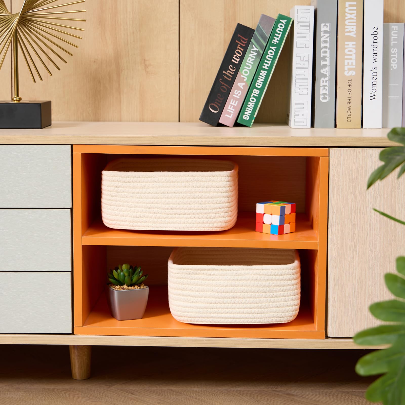 MiniArk basket folded and unfolded for easy storage and shaping