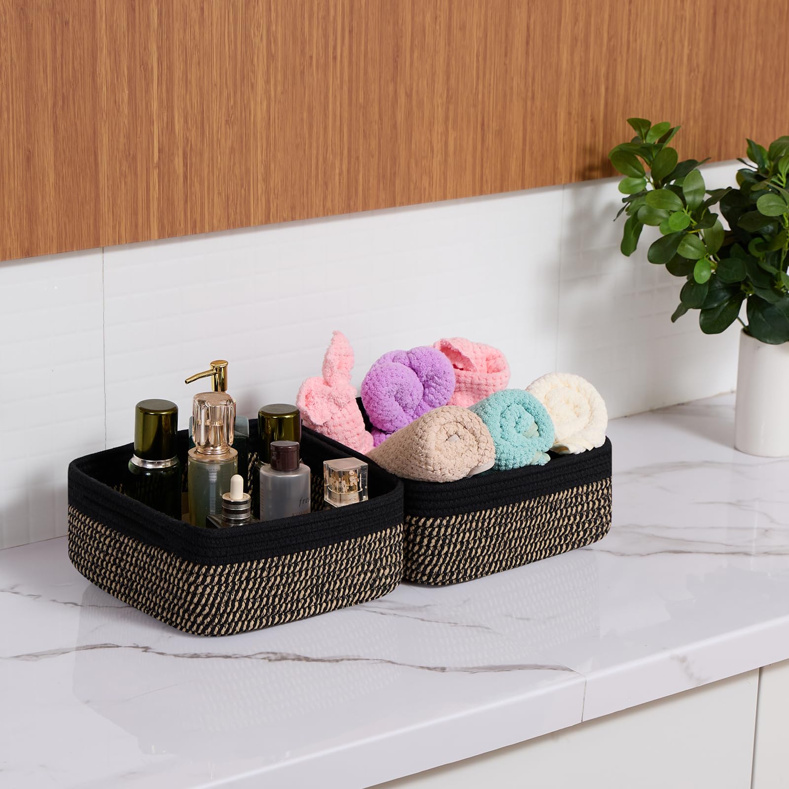 MiniArk toy storage basket keeps children's small toys tidy.