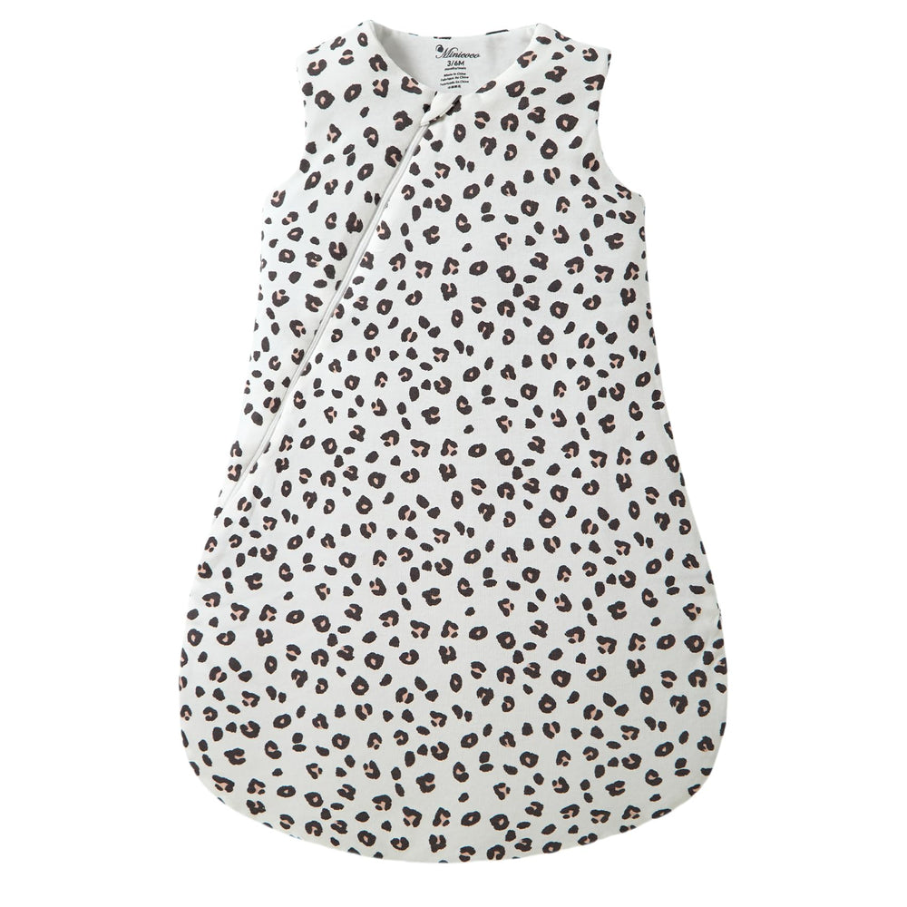 Minicoco leopard-print wearable blanket provides cozy warmth and gentle skin contact.