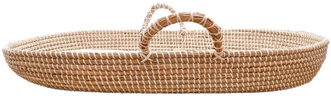 MiniMoose changing basket handles enable easy transport between rooms.