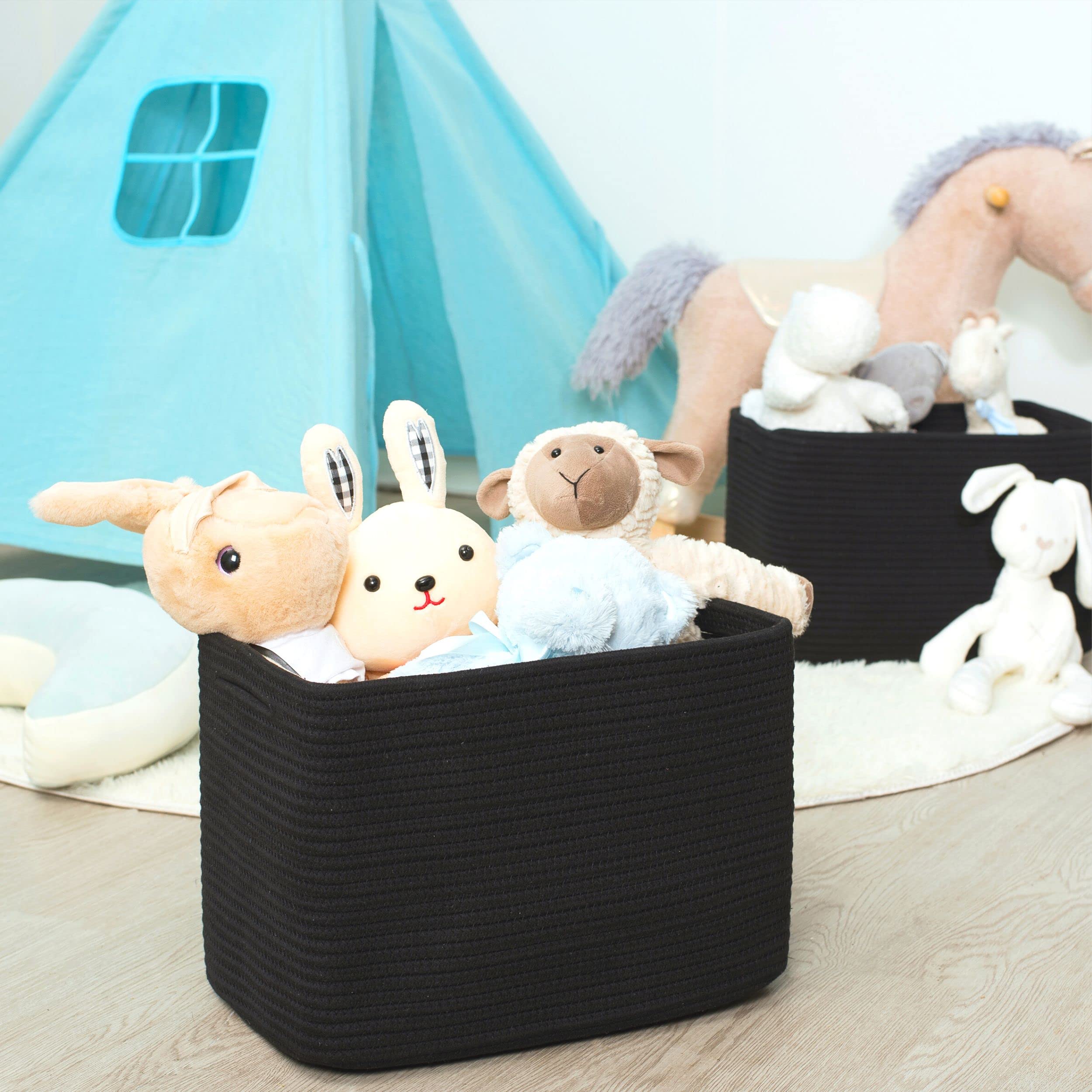 Baskets with slit handles offer easy access.