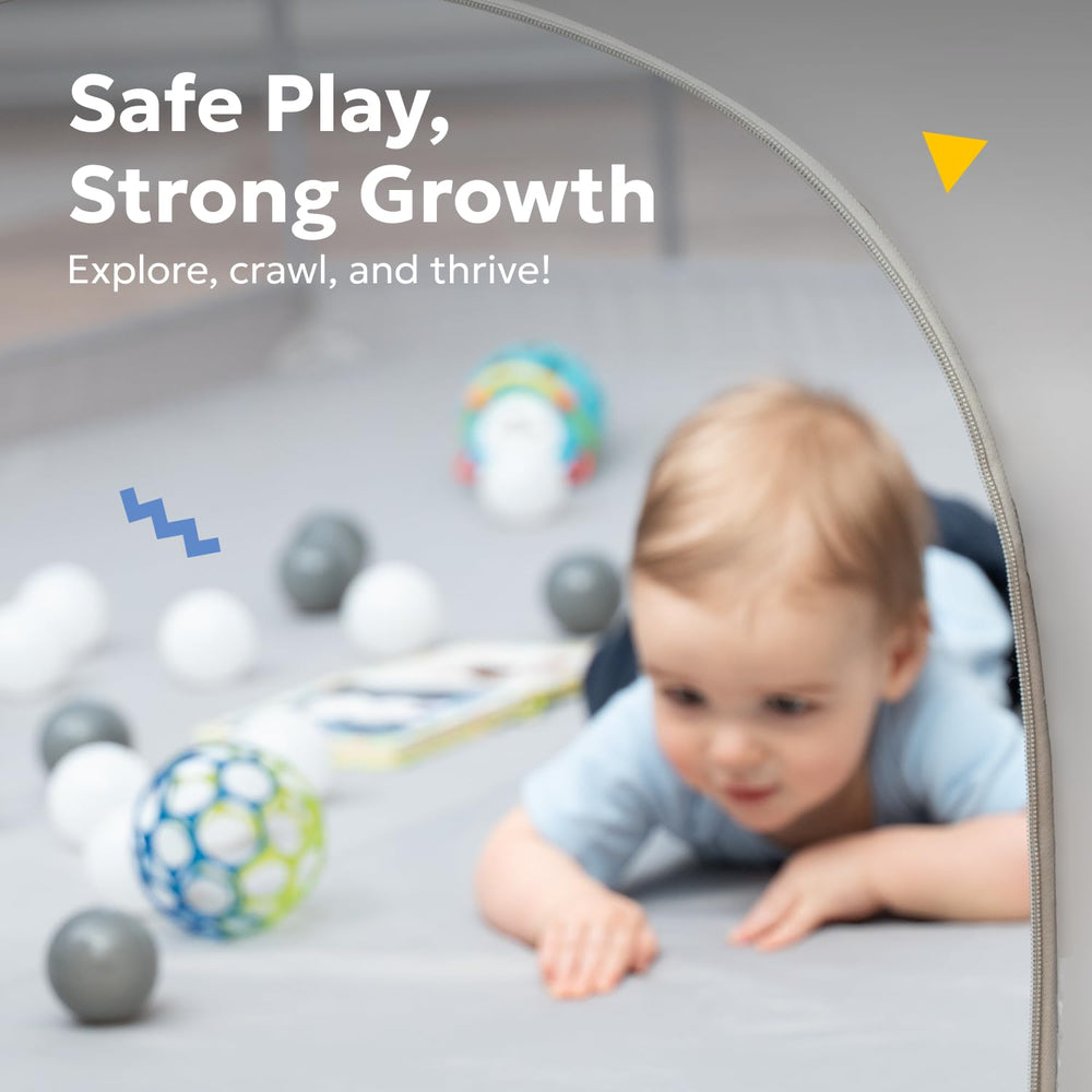 MioTetto Playpen gate with zipper for easy, secure access
