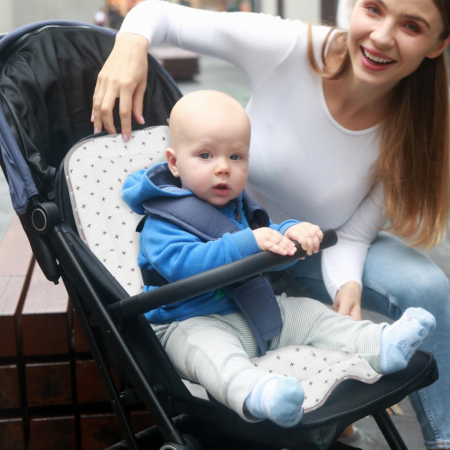 Miracle Baby machine-washable liner cleans quickly for daily use.