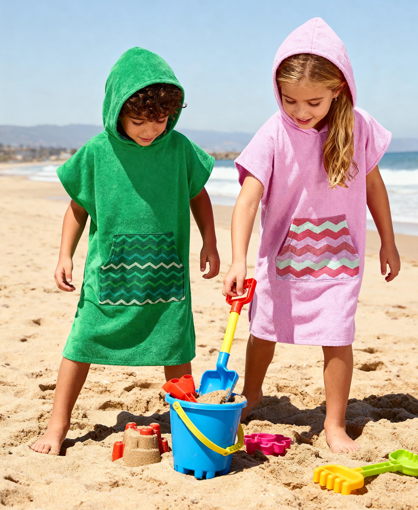MissShorthair pineapple and sun-family graphic enhances fun beach drying