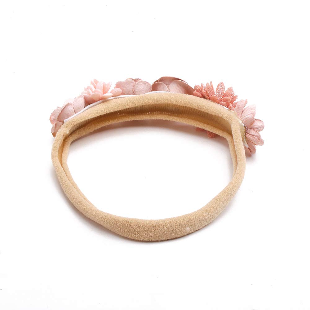 mligril gift box packaging highlights a thoughtful baby accessory