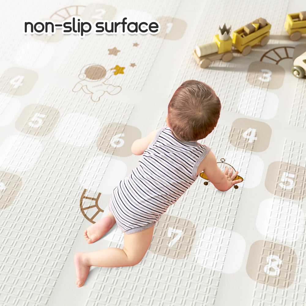 Mloong tummy time and crawling setup supports motor learning on a comfortable mat.